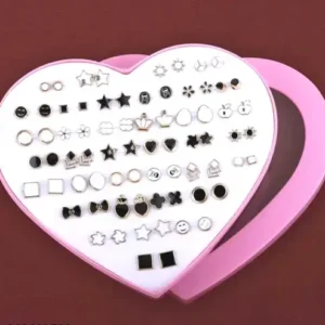 Silver 36 earring BLACN AND WHITE Ear ring